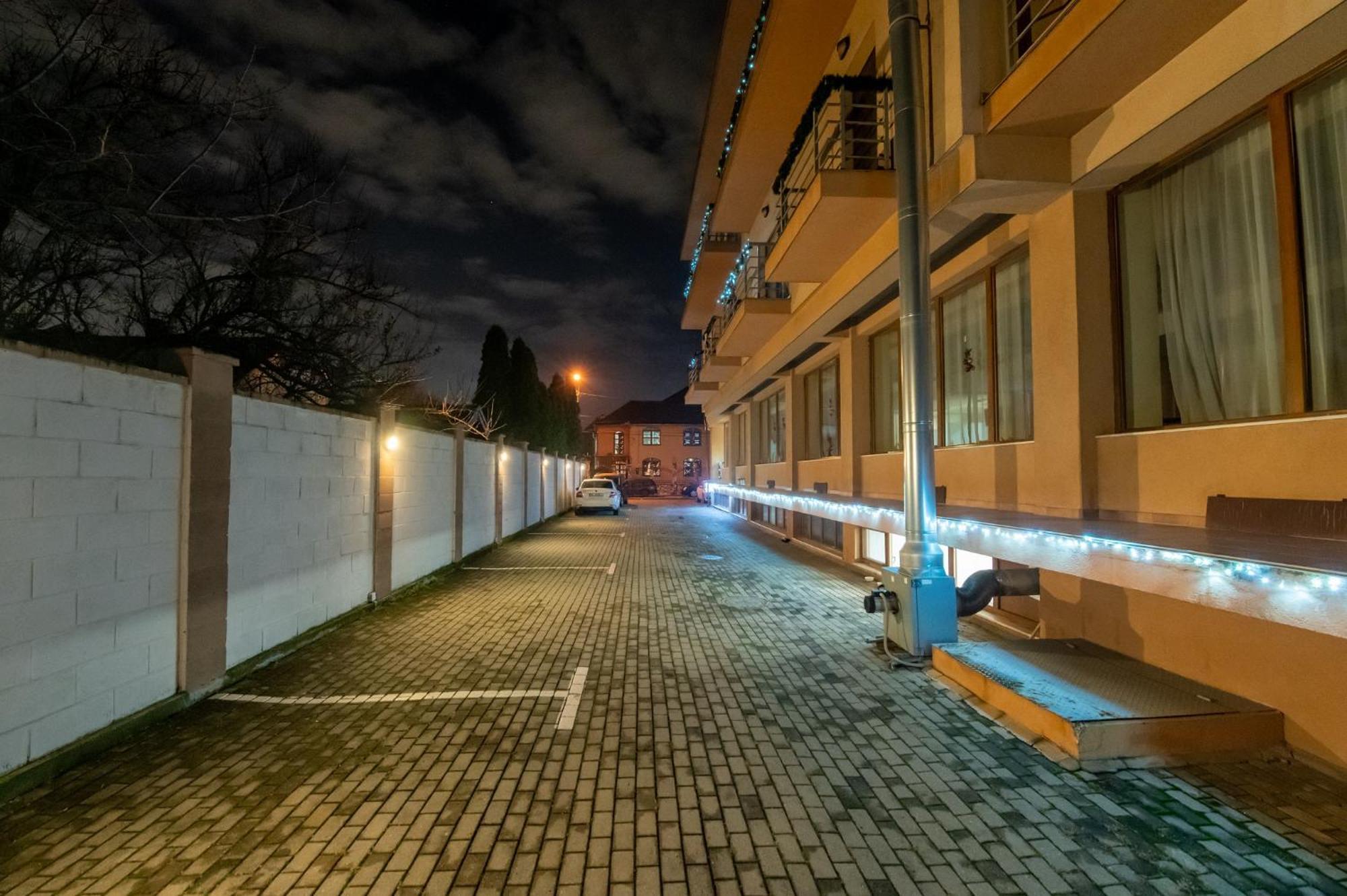 Hotel Oxford By Timhotels Timişoara Eksteriør bilde
