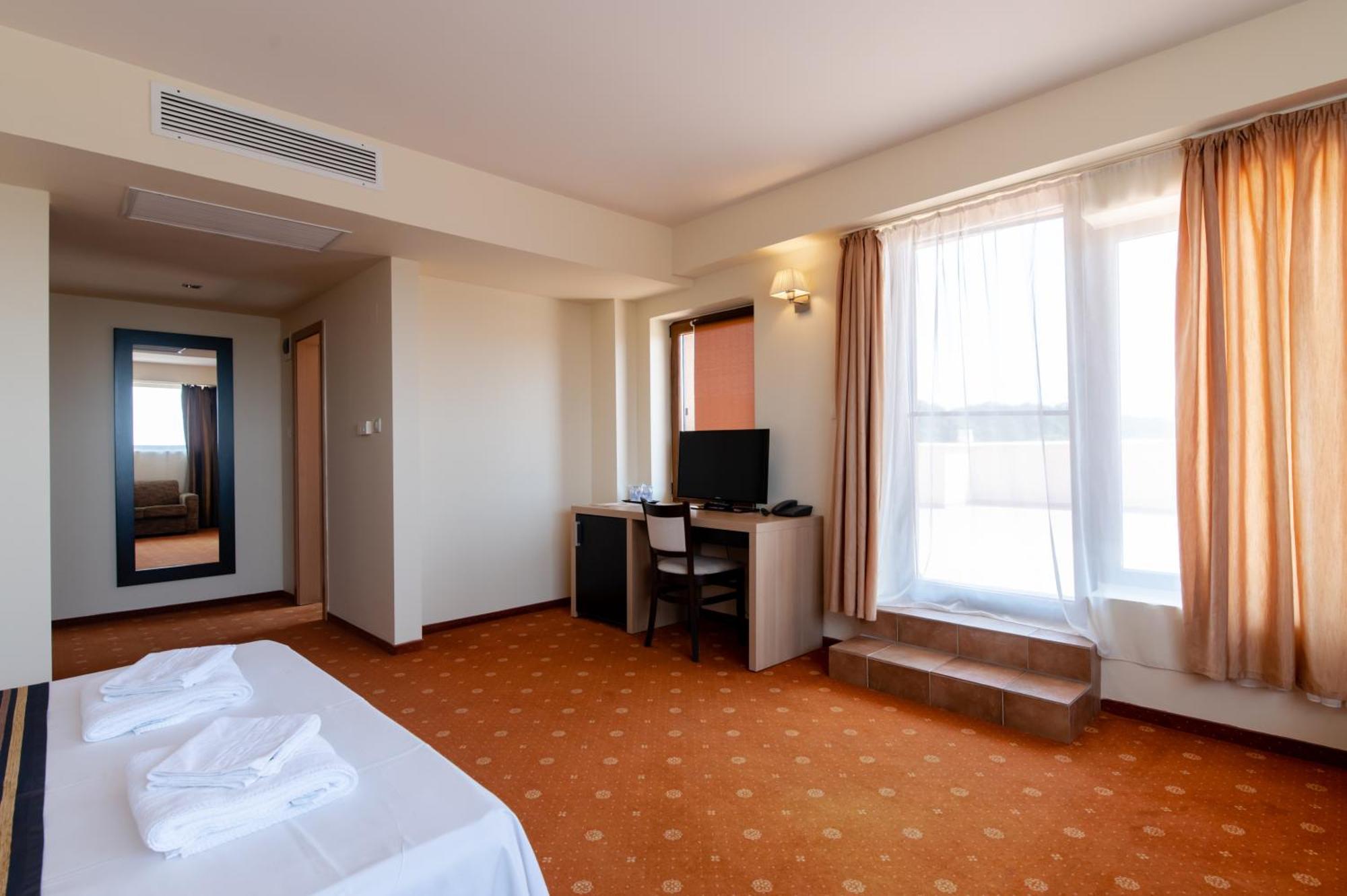 Hotel Oxford By Timhotels Timişoara Eksteriør bilde