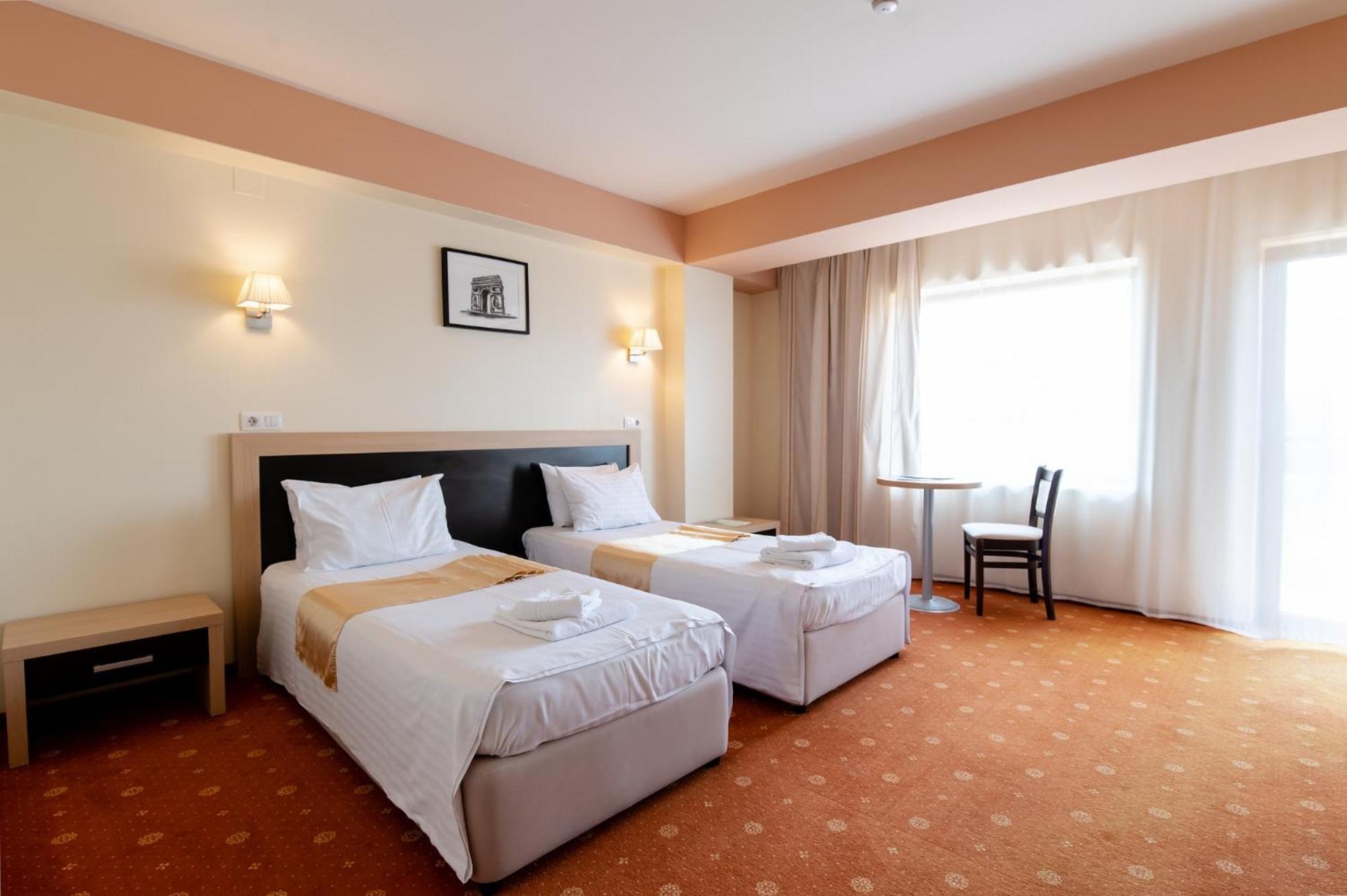 Hotel Oxford By Timhotels Timişoara Eksteriør bilde
